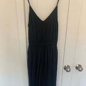 New - Aritzia Wilfred Ierne Jumper - Black. Size M